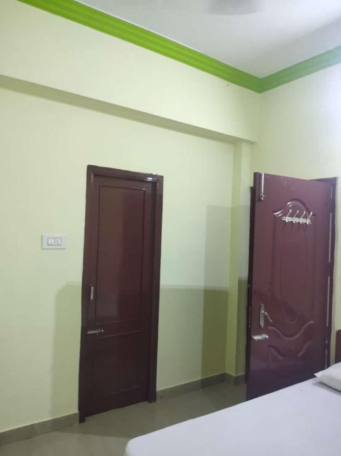 Hotel Ruchi Йеркауд Екстериор снимка