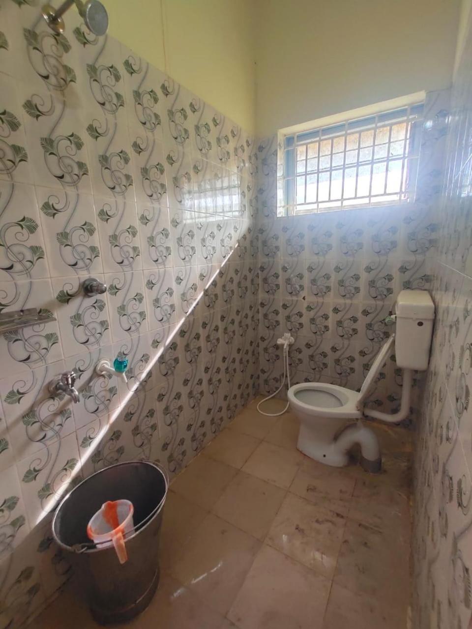 Hotel Ruchi Йеркауд Екстериор снимка